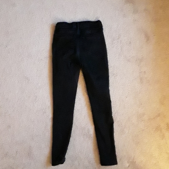 🍒Old navy black skinny Jean's size 4P - Picture 6 of 6